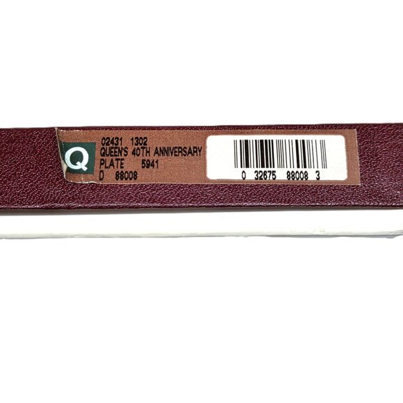 Wedgwood Queen Elizabeth II Plate 40th Anniversary Collector 10.25" w/Box 1991 - Picture 8 of 8